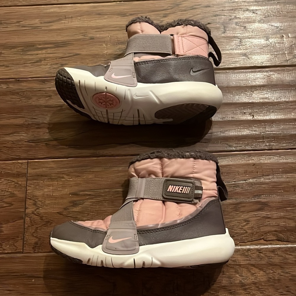 Nike Flex Advance Slip On Boots Size 1Y - Picture 2 of 7